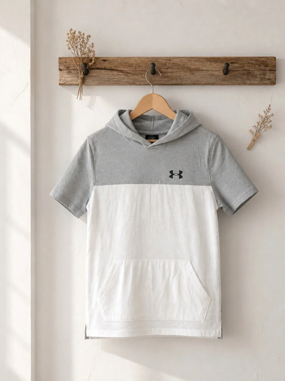 Under Armour Two-Tone Grey & White Short-Sleeve Hooded Top